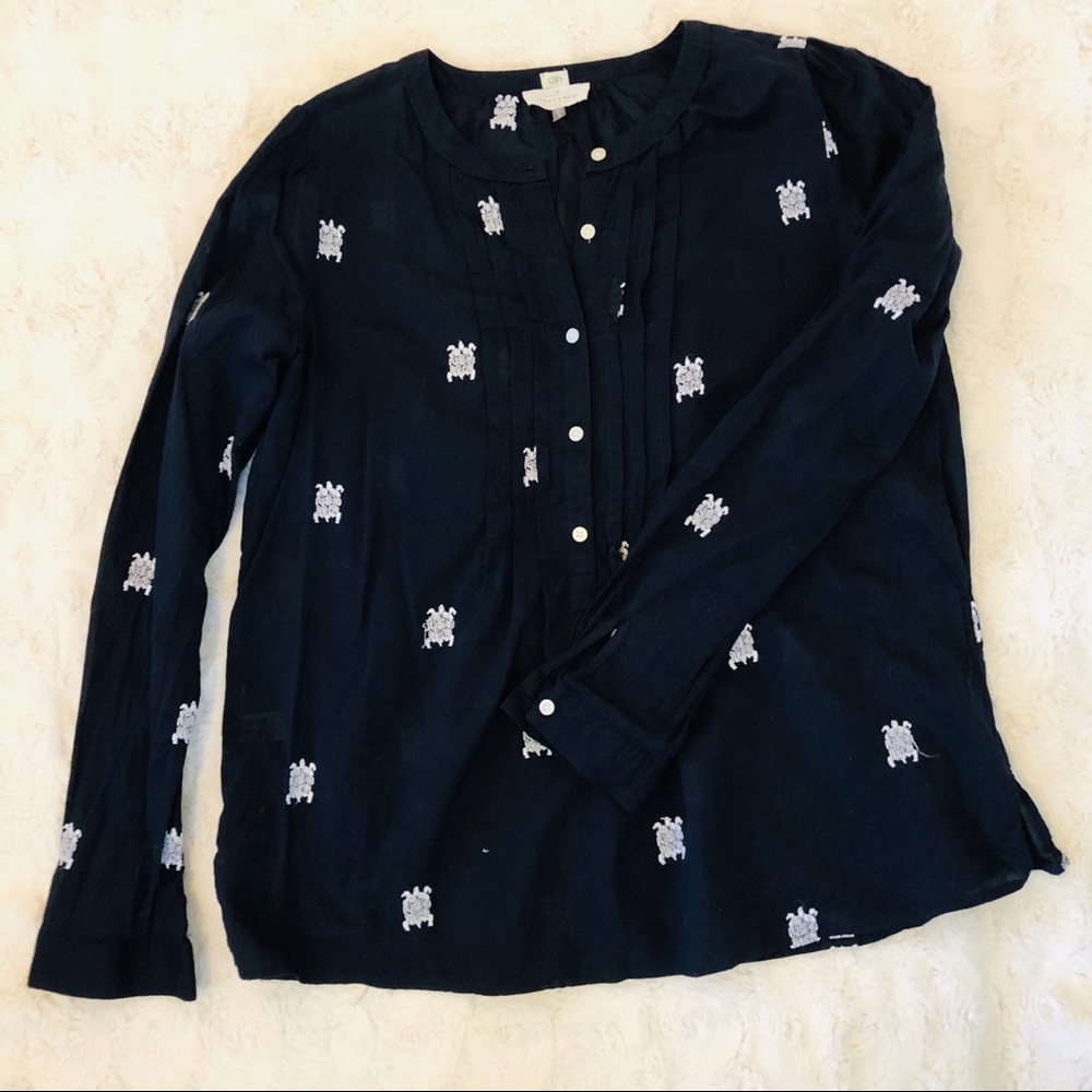 LOFT Navy Sea Turtle Blouse VGUC